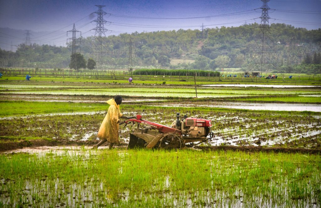 Combine Harvester Machine: Revolutionizing Agriculture in India